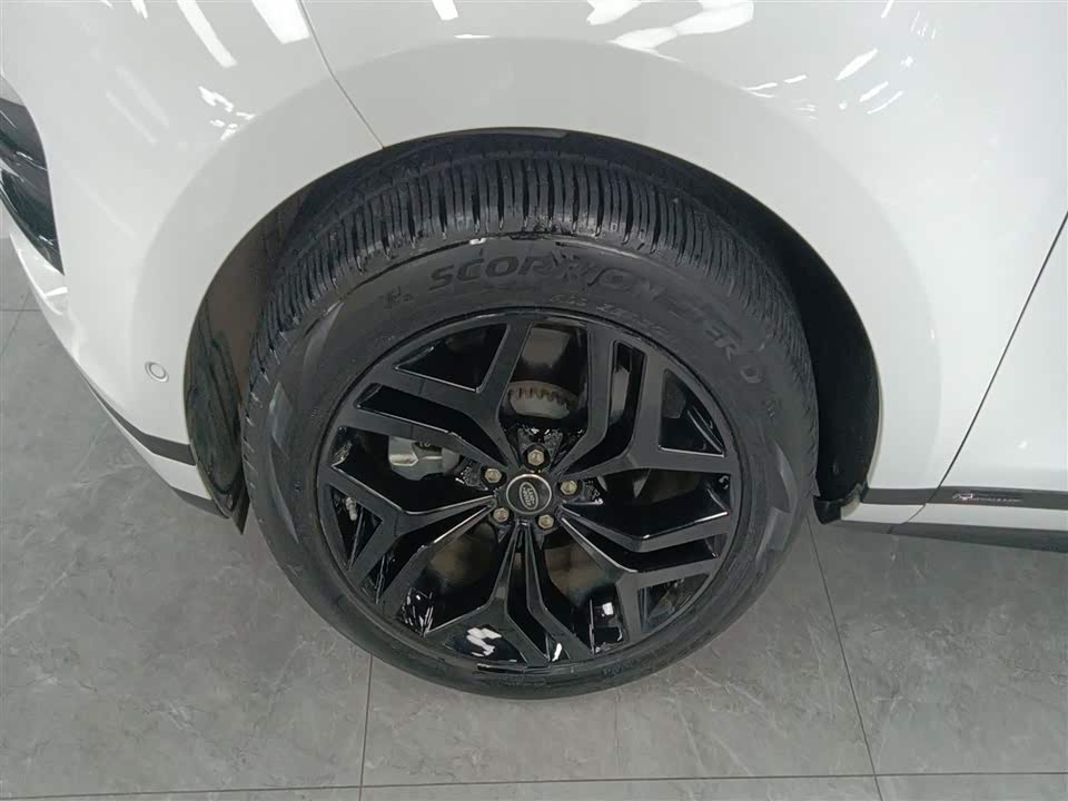 Land Rover Range Rover Aurora