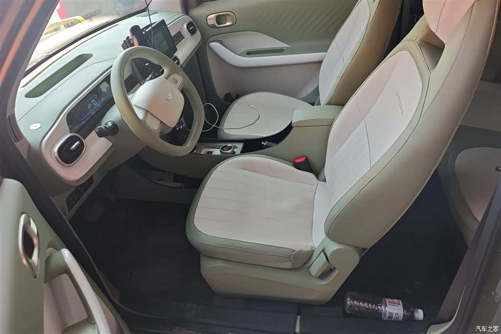 Geely Panda, 2025 9