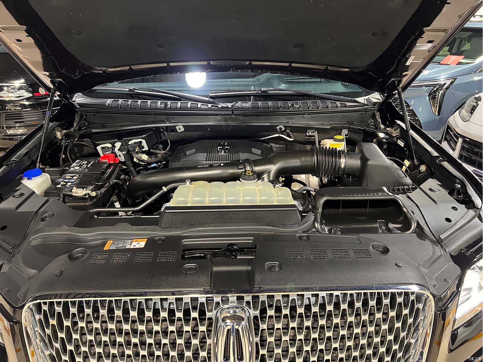 Lincoln Navigator, 2024 23