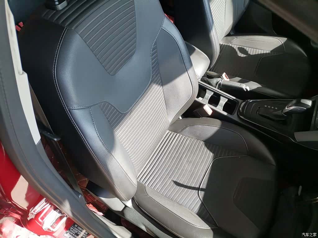 Ford Focus, 2016 25