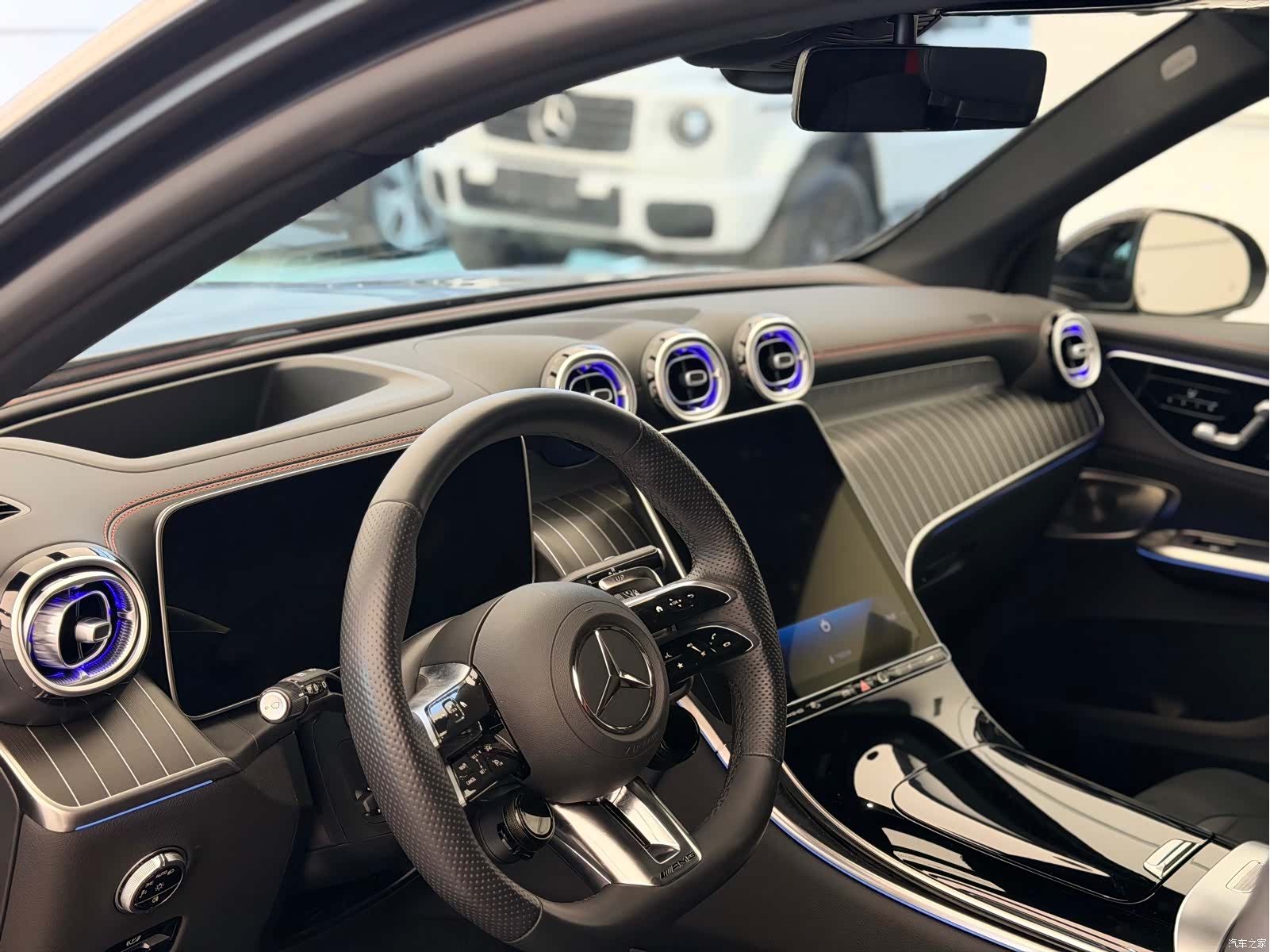 Mercedes-Benz GLC, 2025 23