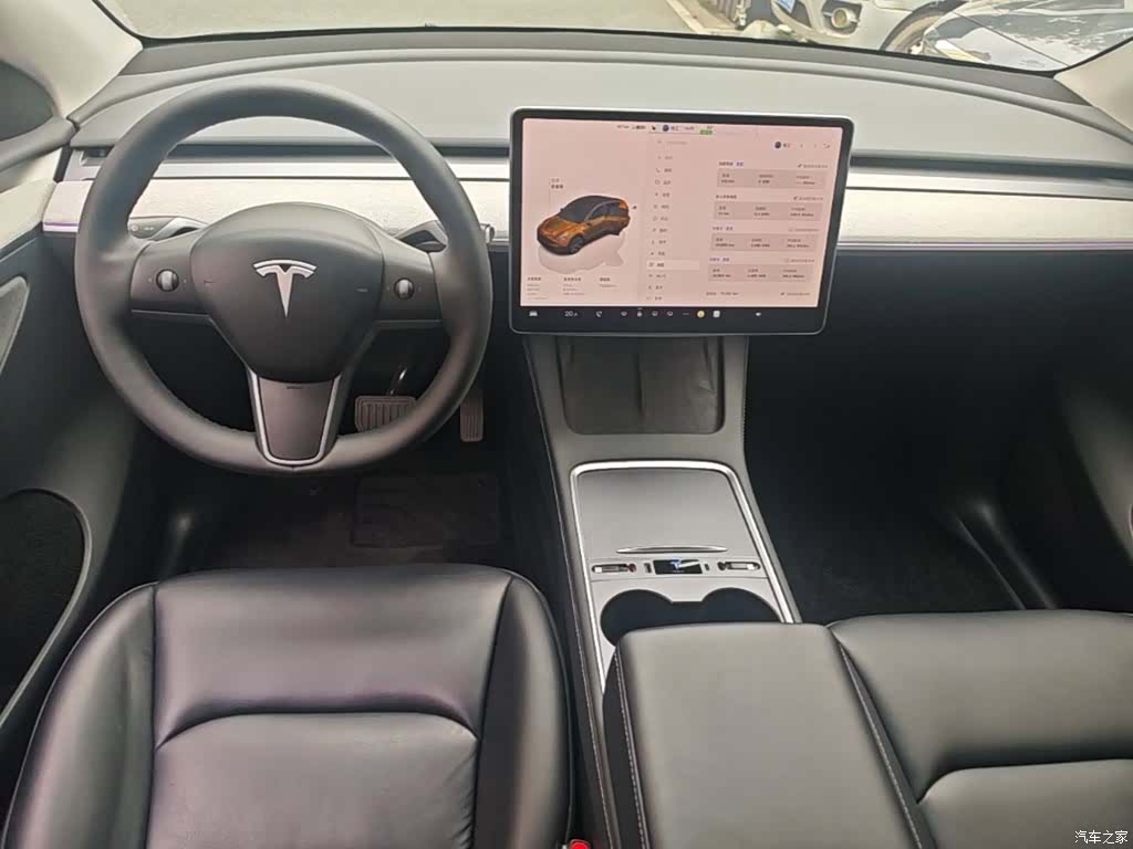 Tesla Model Y, 2024 10