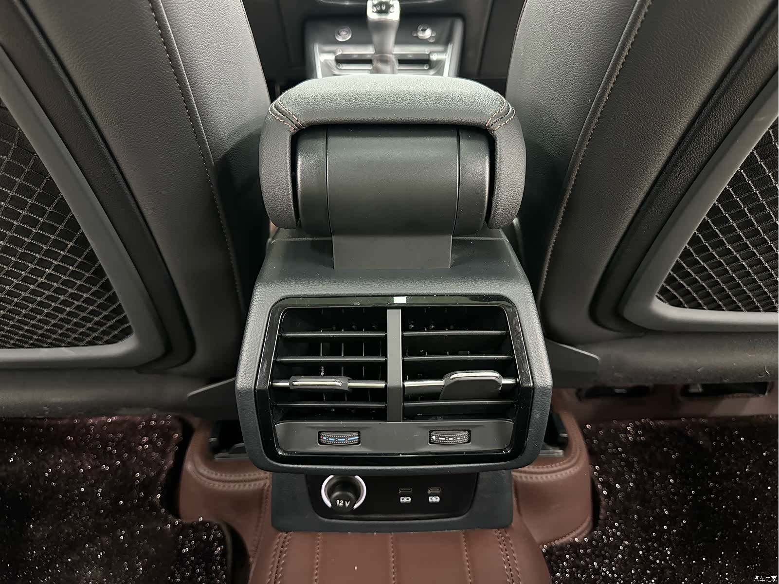 Audi Q3, 2023 15