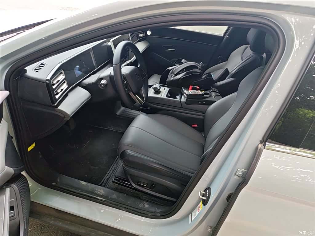 BYD Qin, 2025 15