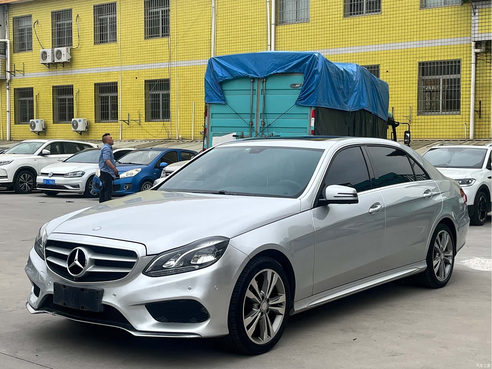 Mercedes-Benz E-Class, 2014 1