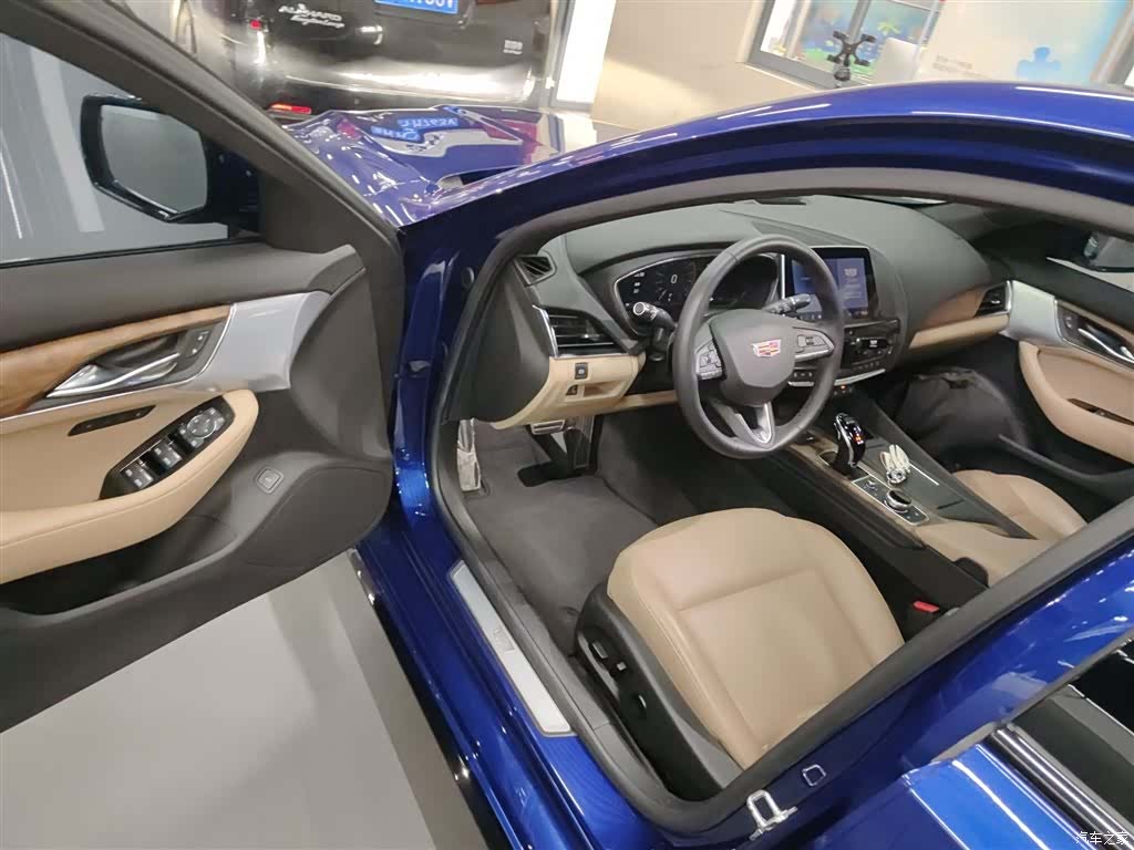 Cadillac CT5, 2023 12