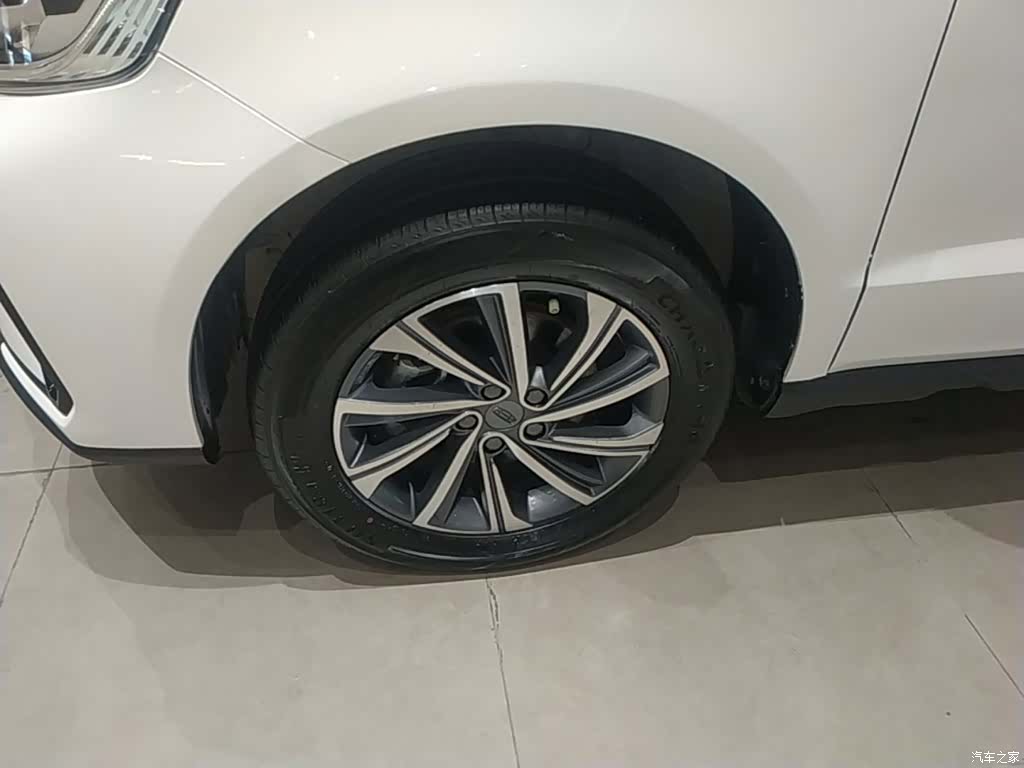 Geely X6, 2024 23