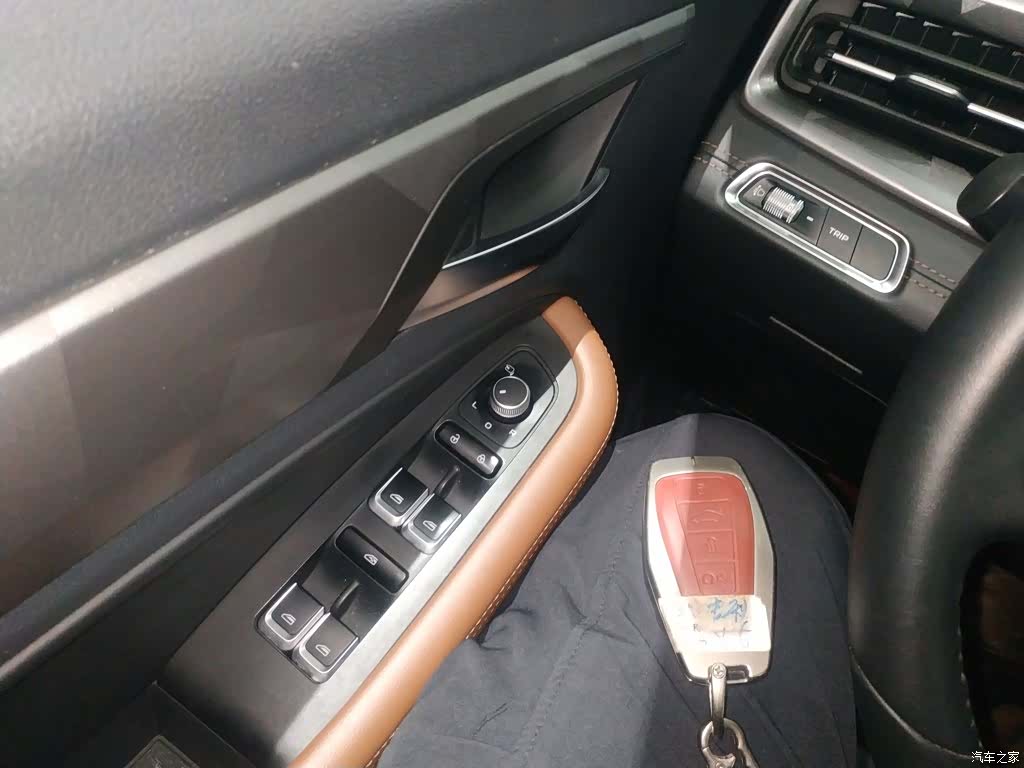Geely X6, 2024 9