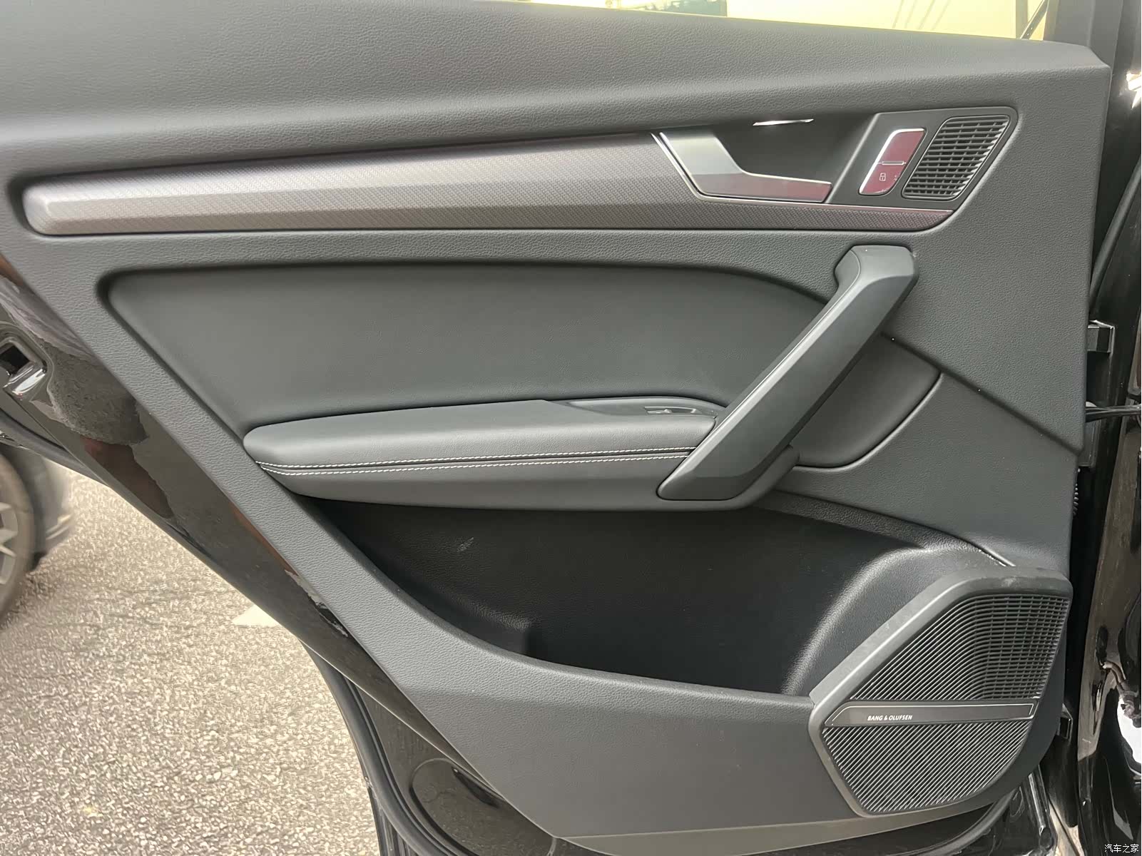 Audi Q5L, 2024 22