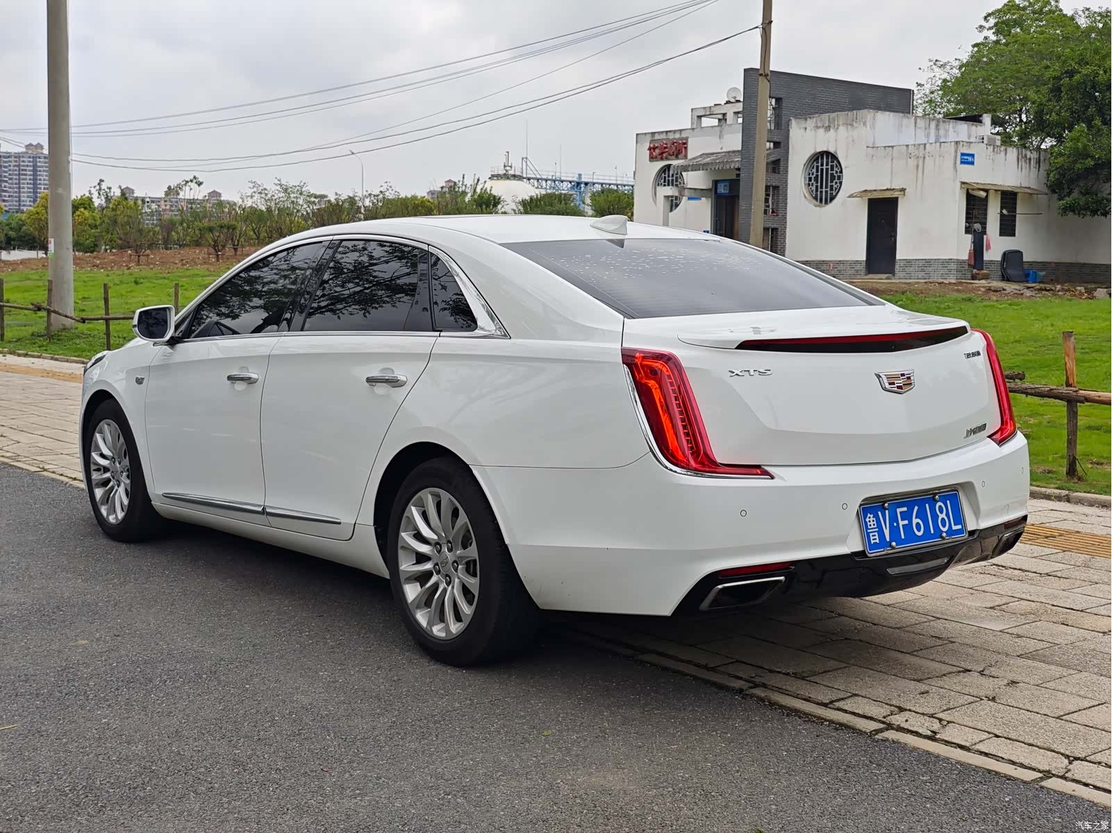 Cadillac XTS, 2019 9