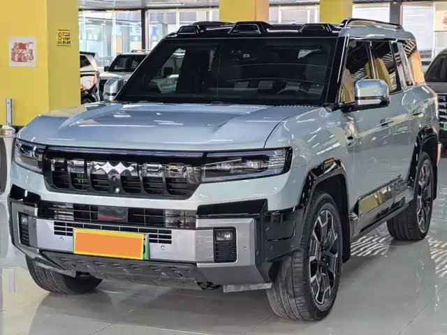 BYD Fangchengbao Leopard 8 2024 — купить из Китая под заказ
