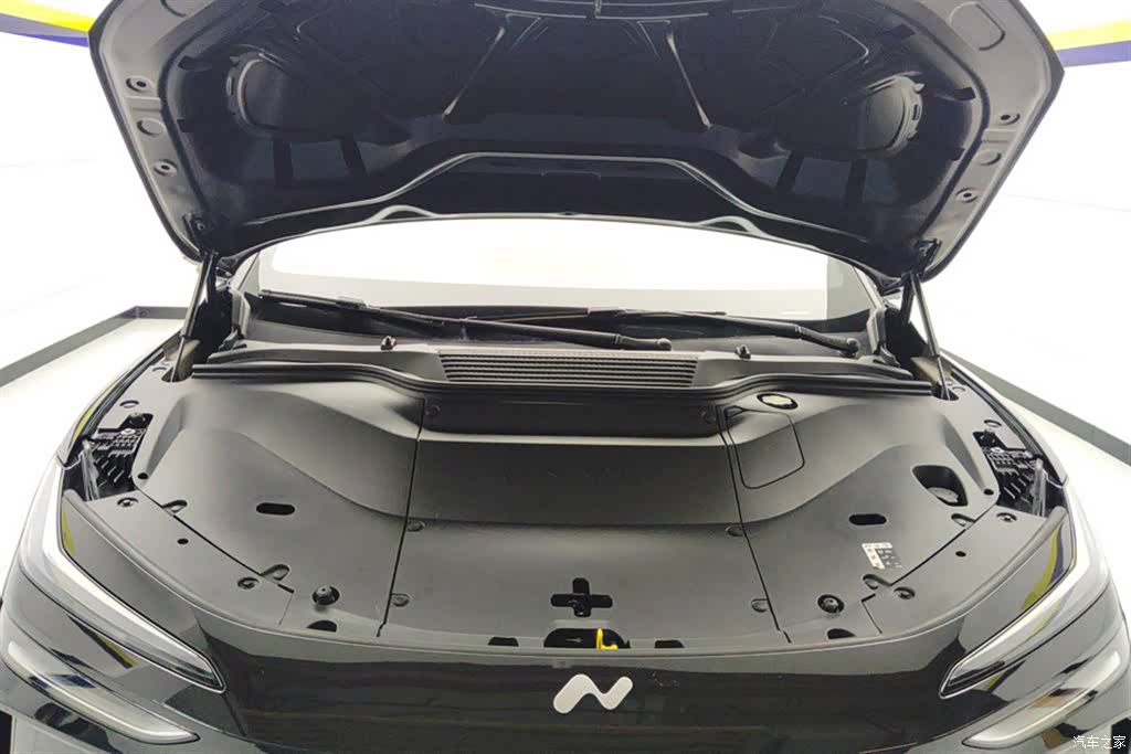 NIO L60, 2025 10
