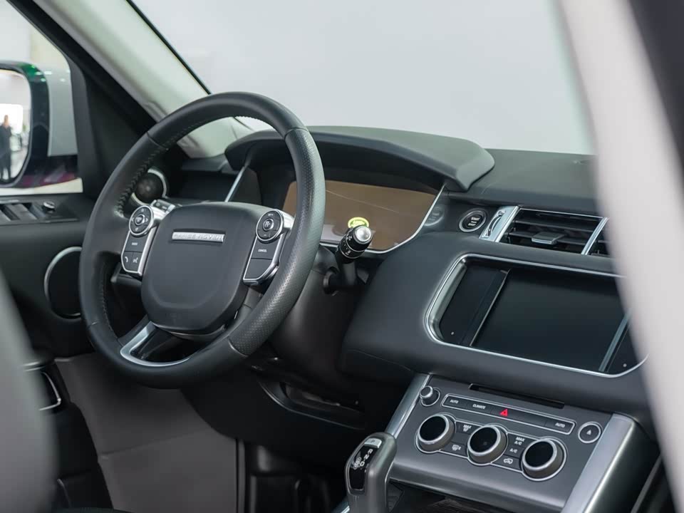 Land Rover Range Rover Sport Land Rover Range Rover Sport