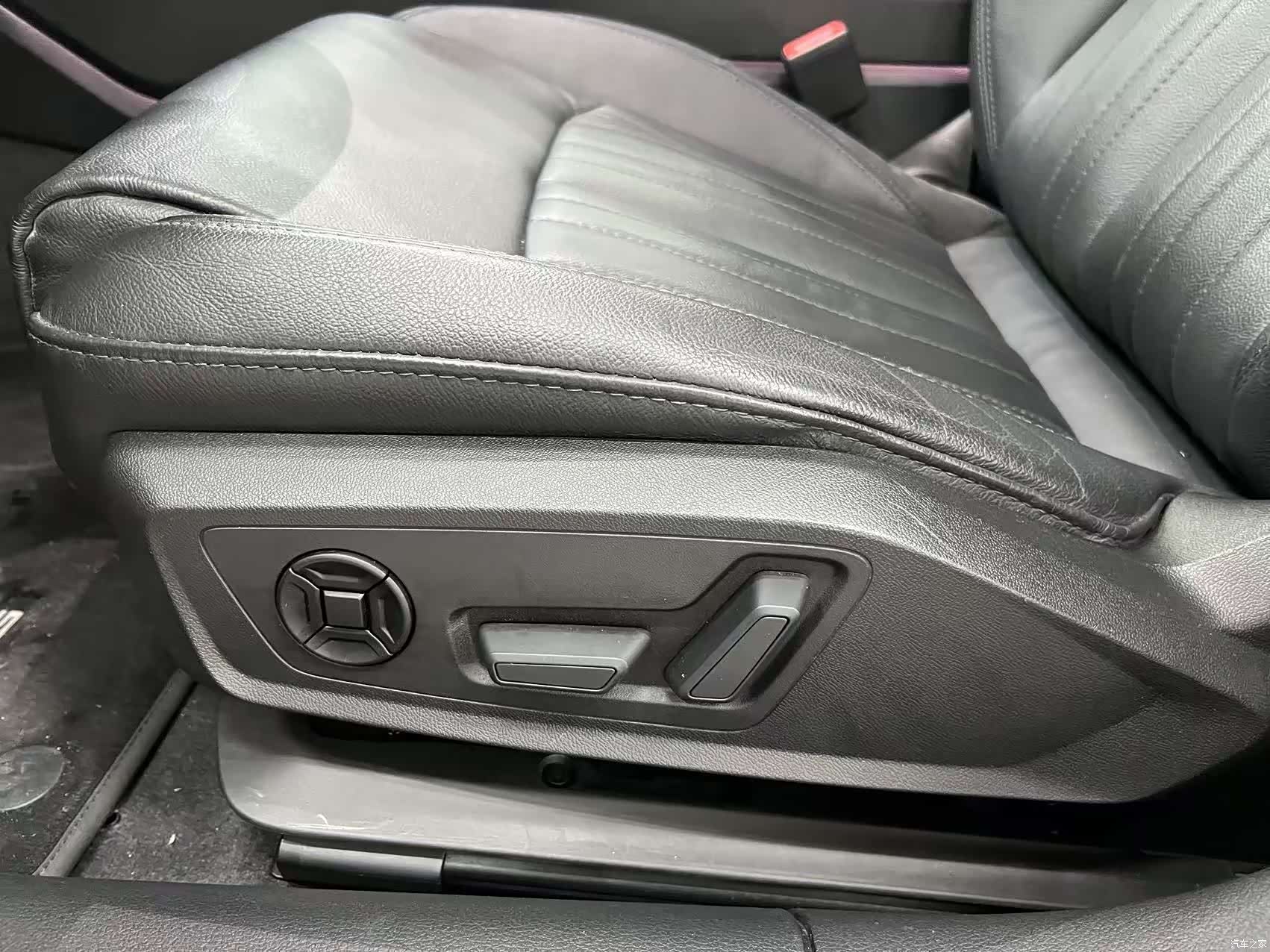 Audi A6L, 2022 13