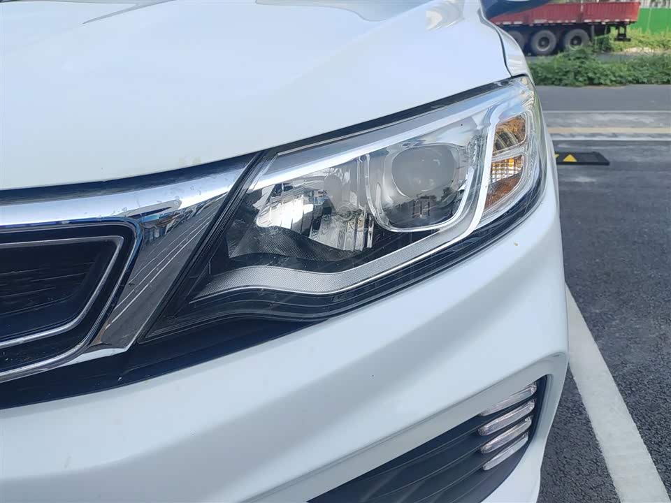 Geely Vision