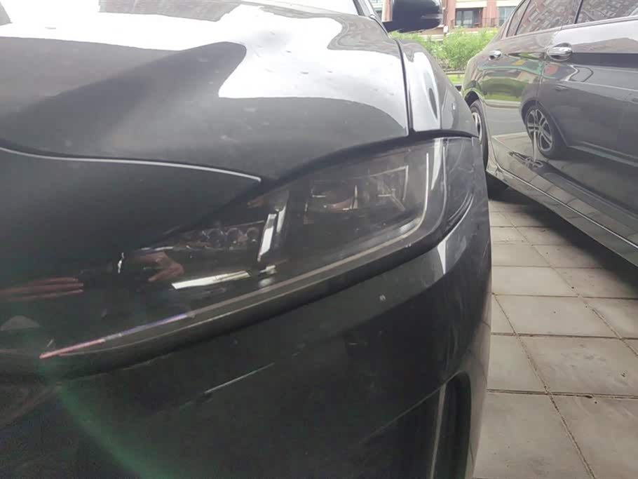Jaguar XEL Jaguar XEL