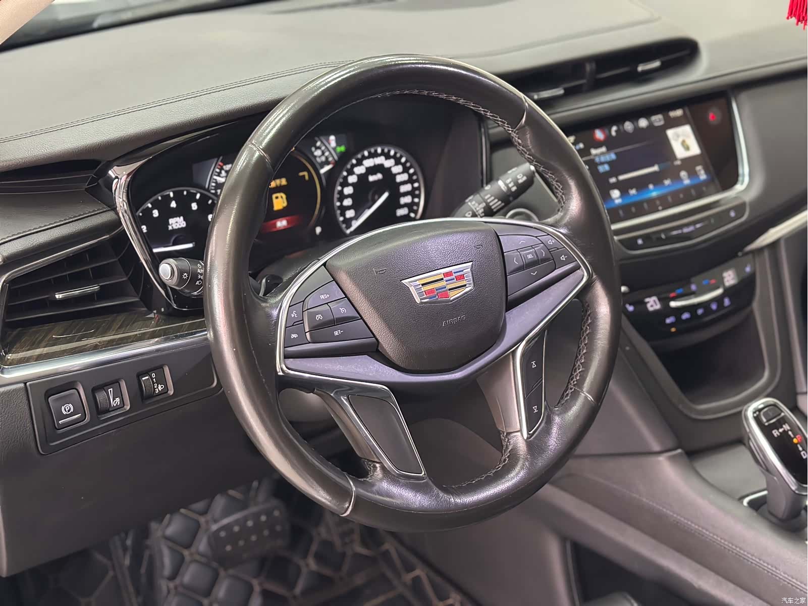 Cadillac XT5, 2019 7