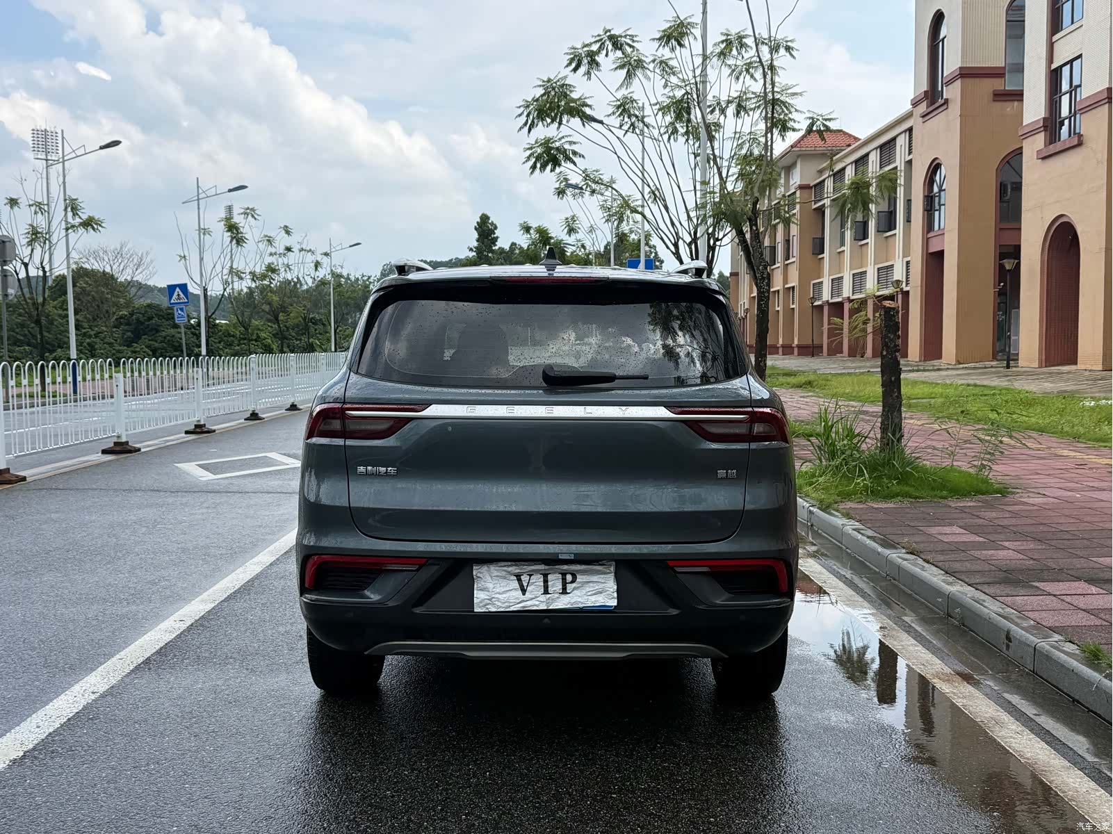 Geely Haoyue, 2021 7
