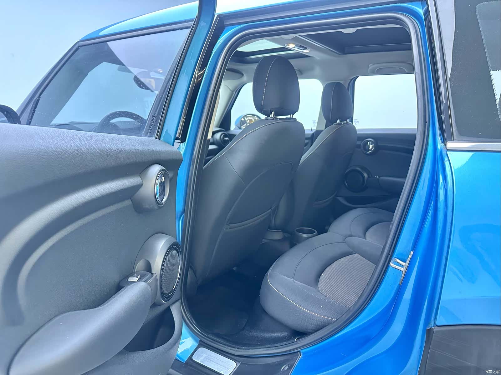 Mini ONE, 2016 10
