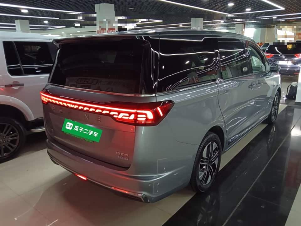 JAC Refine Ruifeng RF8 PHEV
