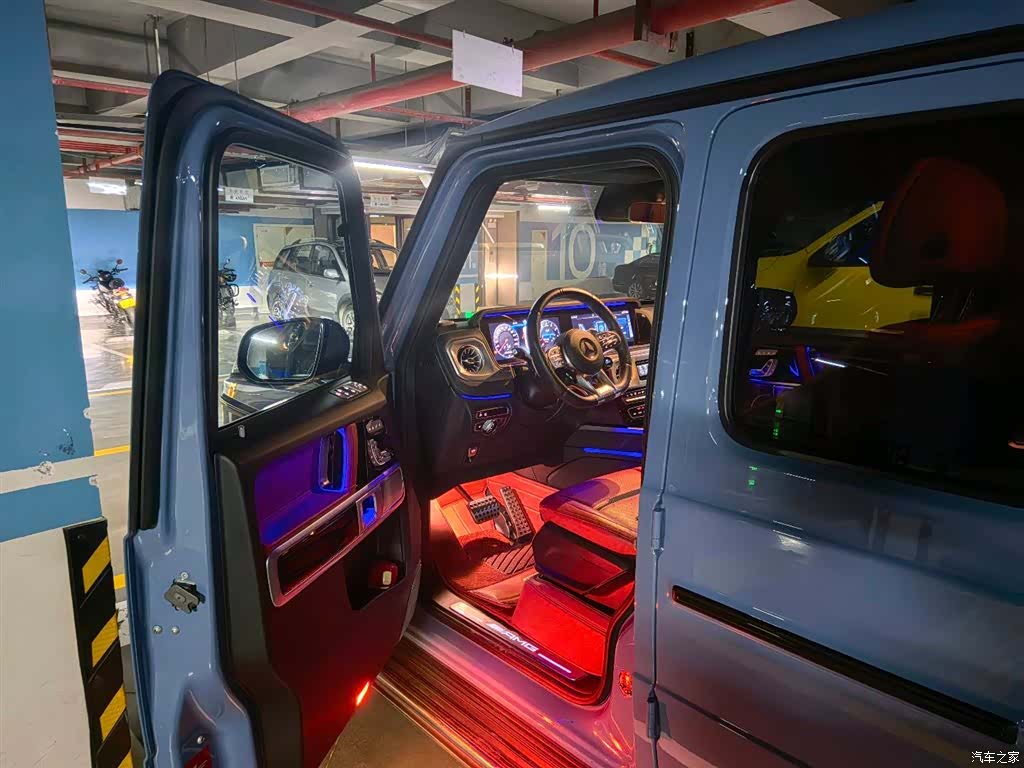 Mercedes-Benz G-Class, 2023 9