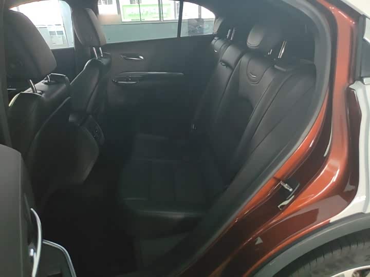 Cadillac XT4 2018 28T liang qu ji shu xing