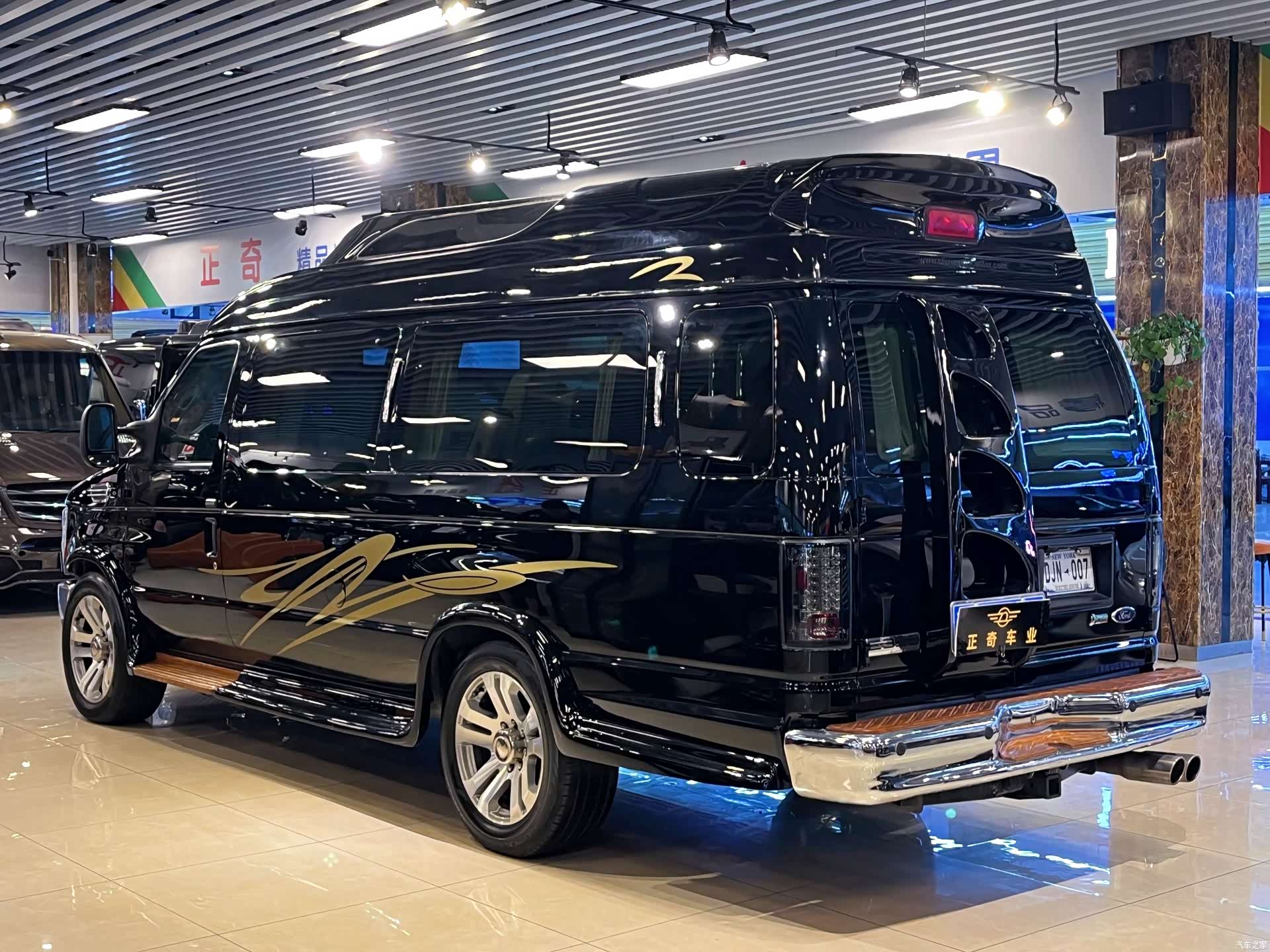 Ford E350, 2012 4