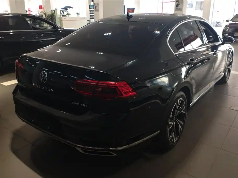 Volkswagen Magotan