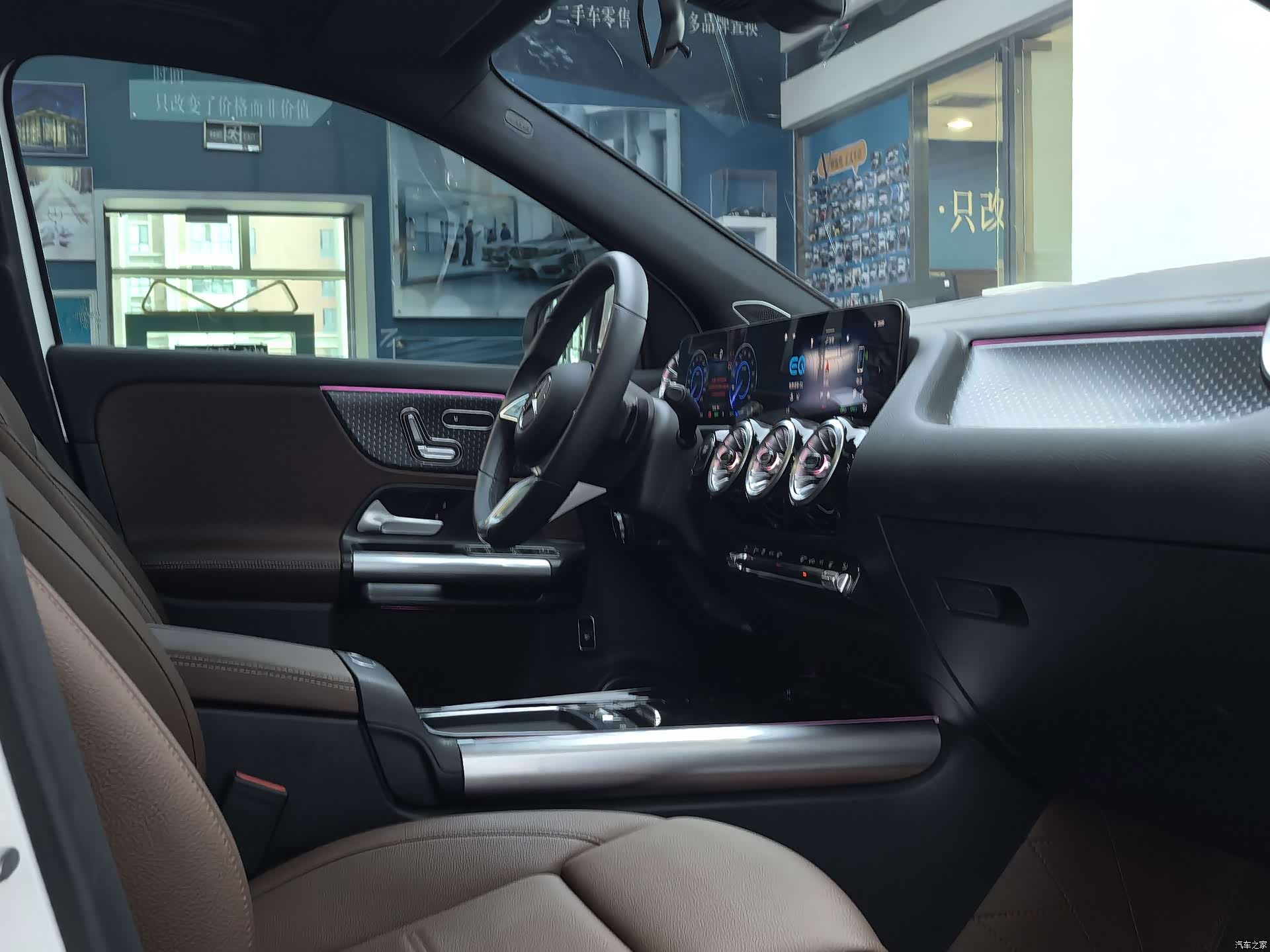 Mercedes-Benz EQA, 2025 14