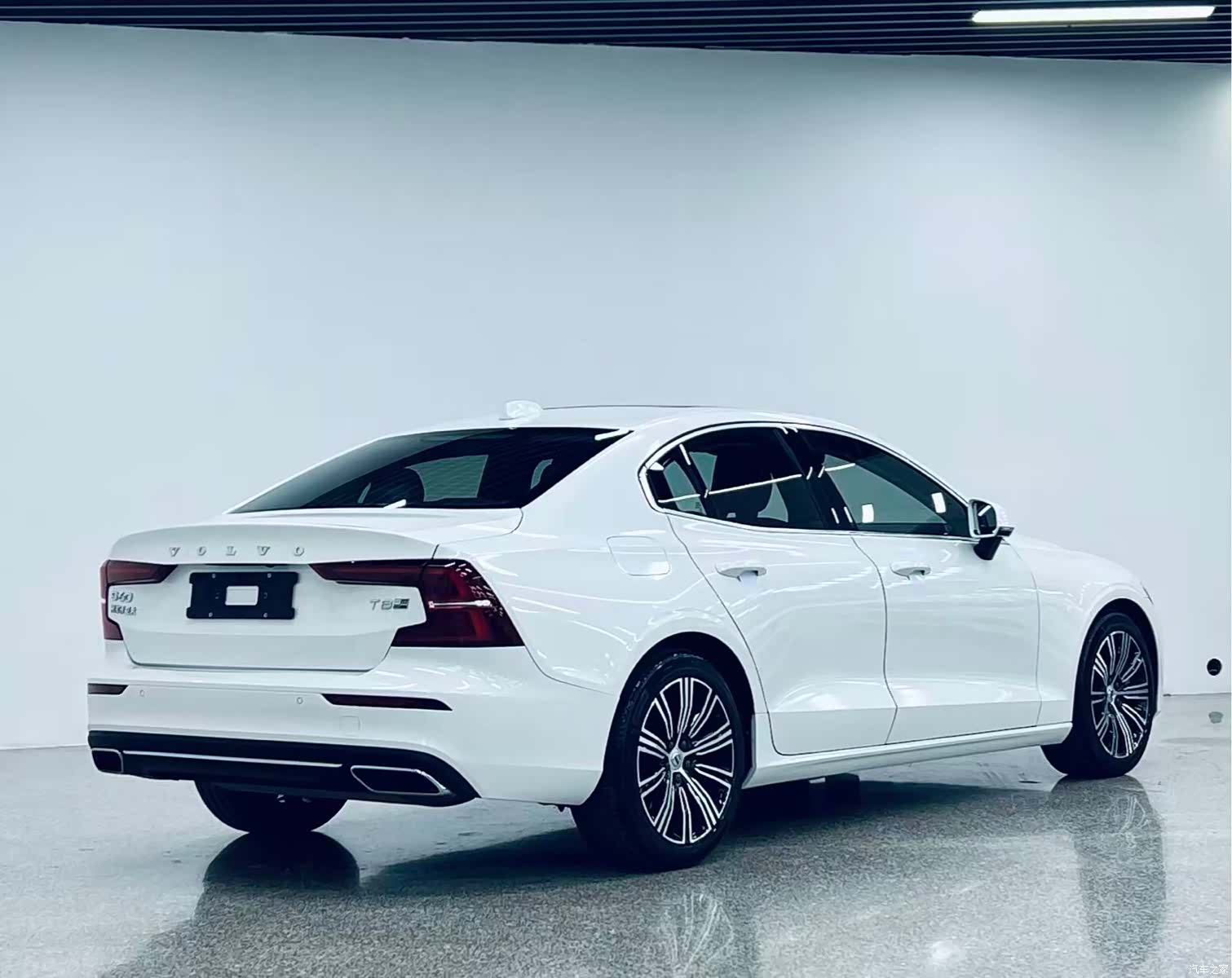 Volvo S60, 2020 4