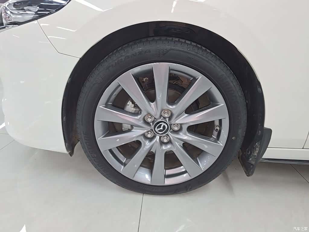 Mazda Mazda3, 2024 23