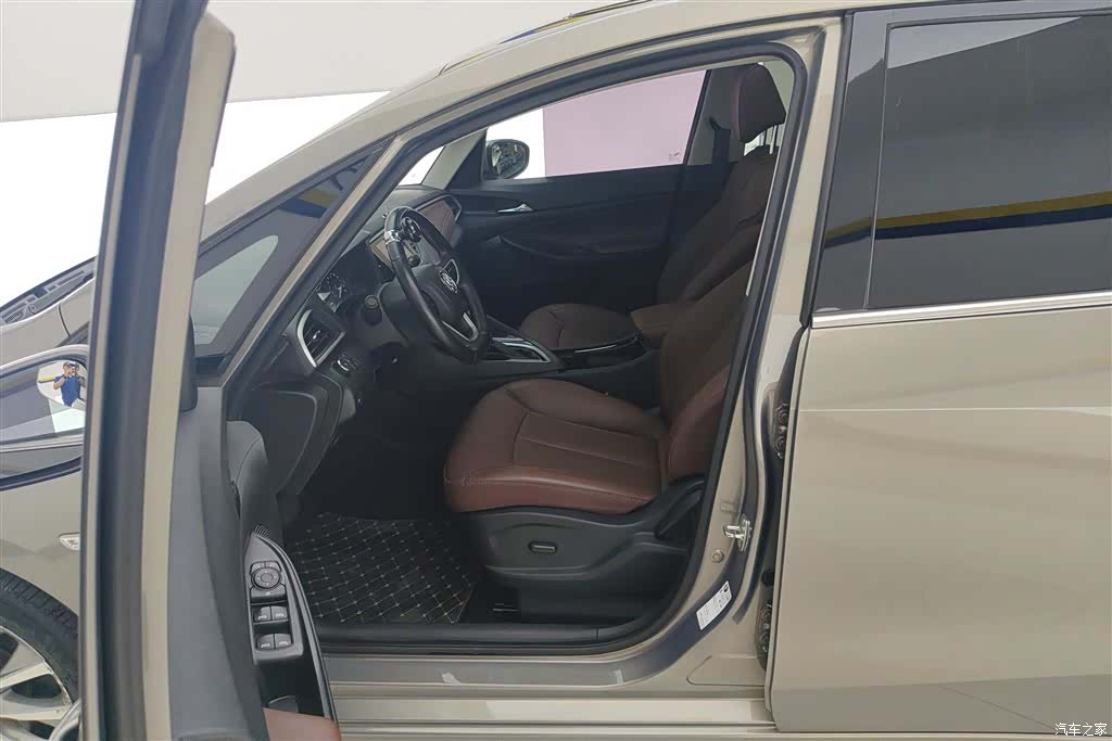 Buick GL6, 2020 9