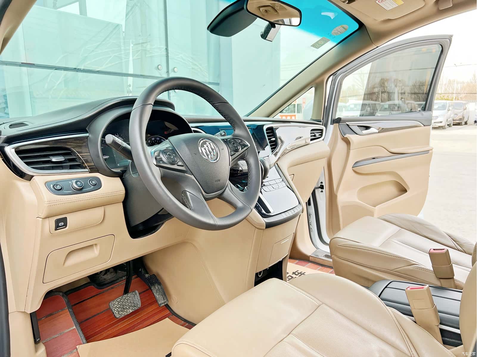 Buick GL8, 2018 10