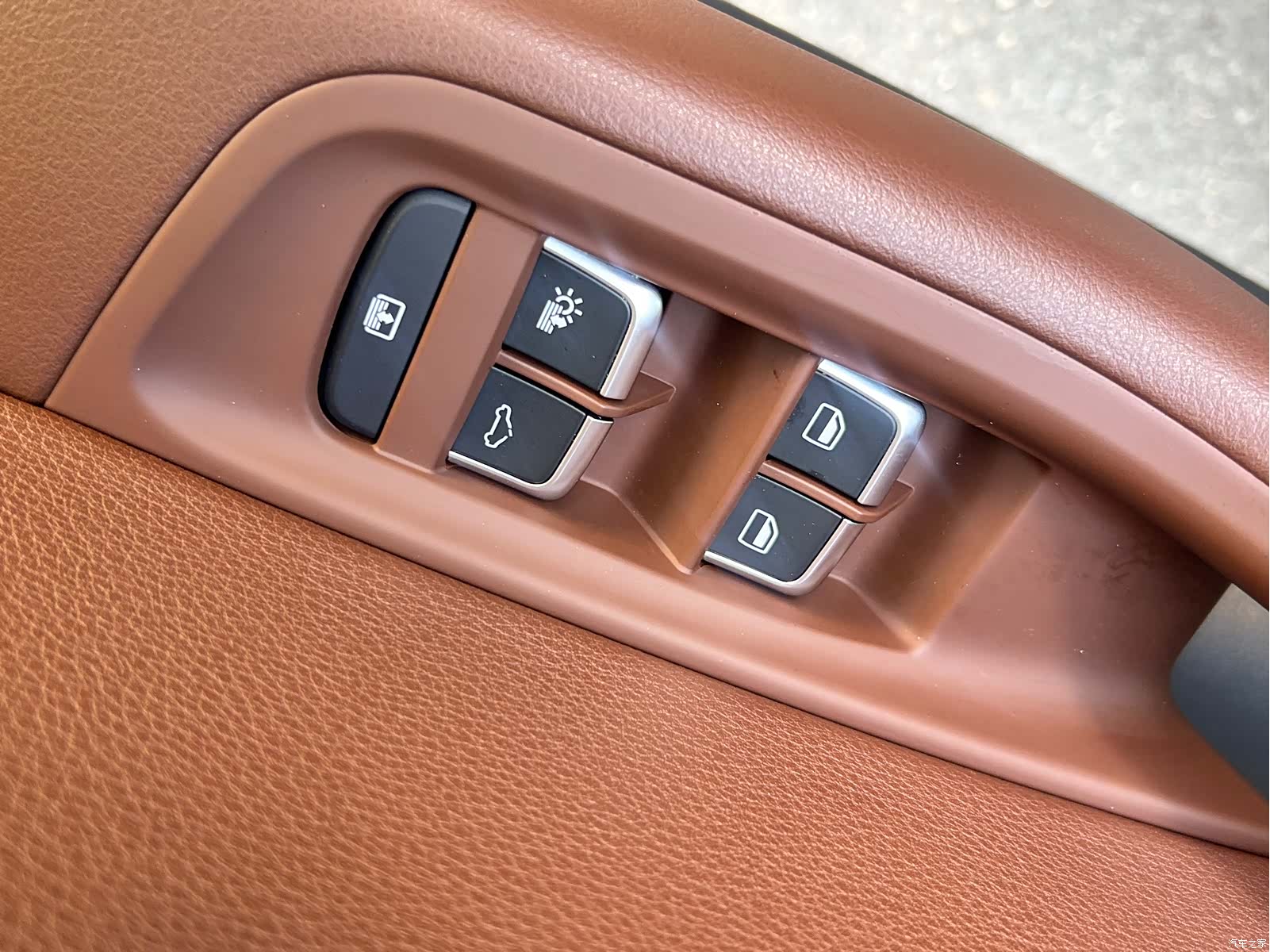 Audi A6L, 2017 13