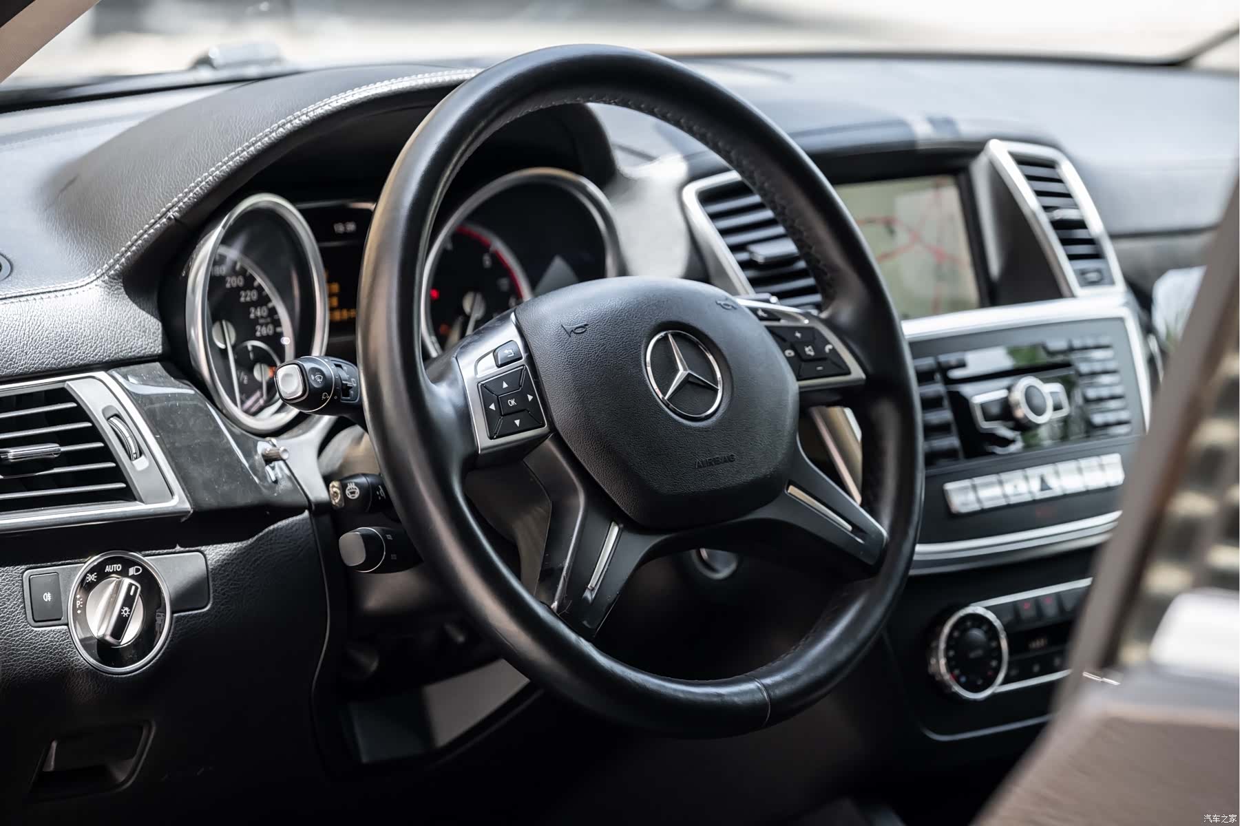 Mercedes-Benz GL-Class, 2014 7