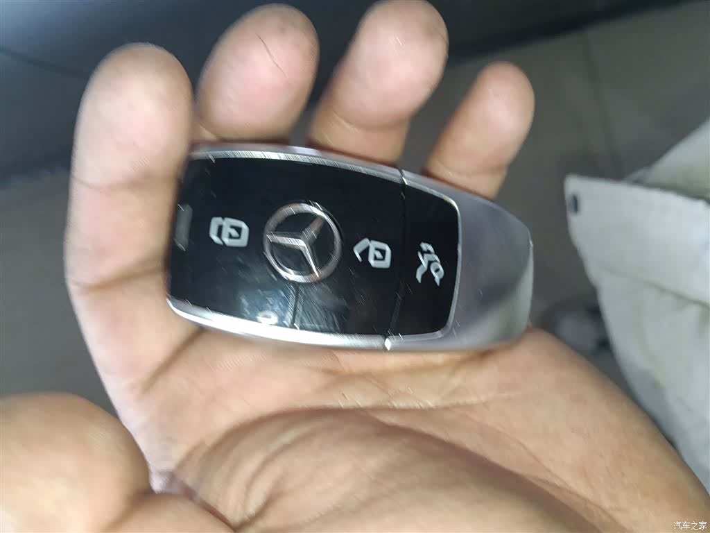 Mercedes-Benz E-Class, 2023 17