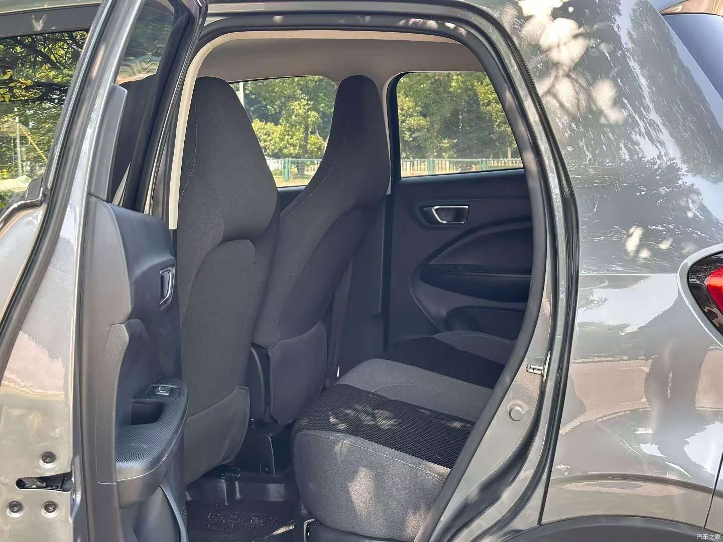 Leapmotor T03, 2022 все фото