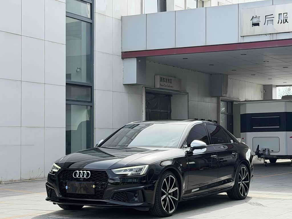 Audi S4