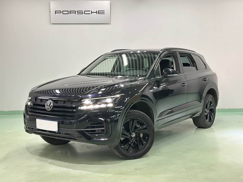 Volkswagen Touareg 2022 3.0TSI Sport