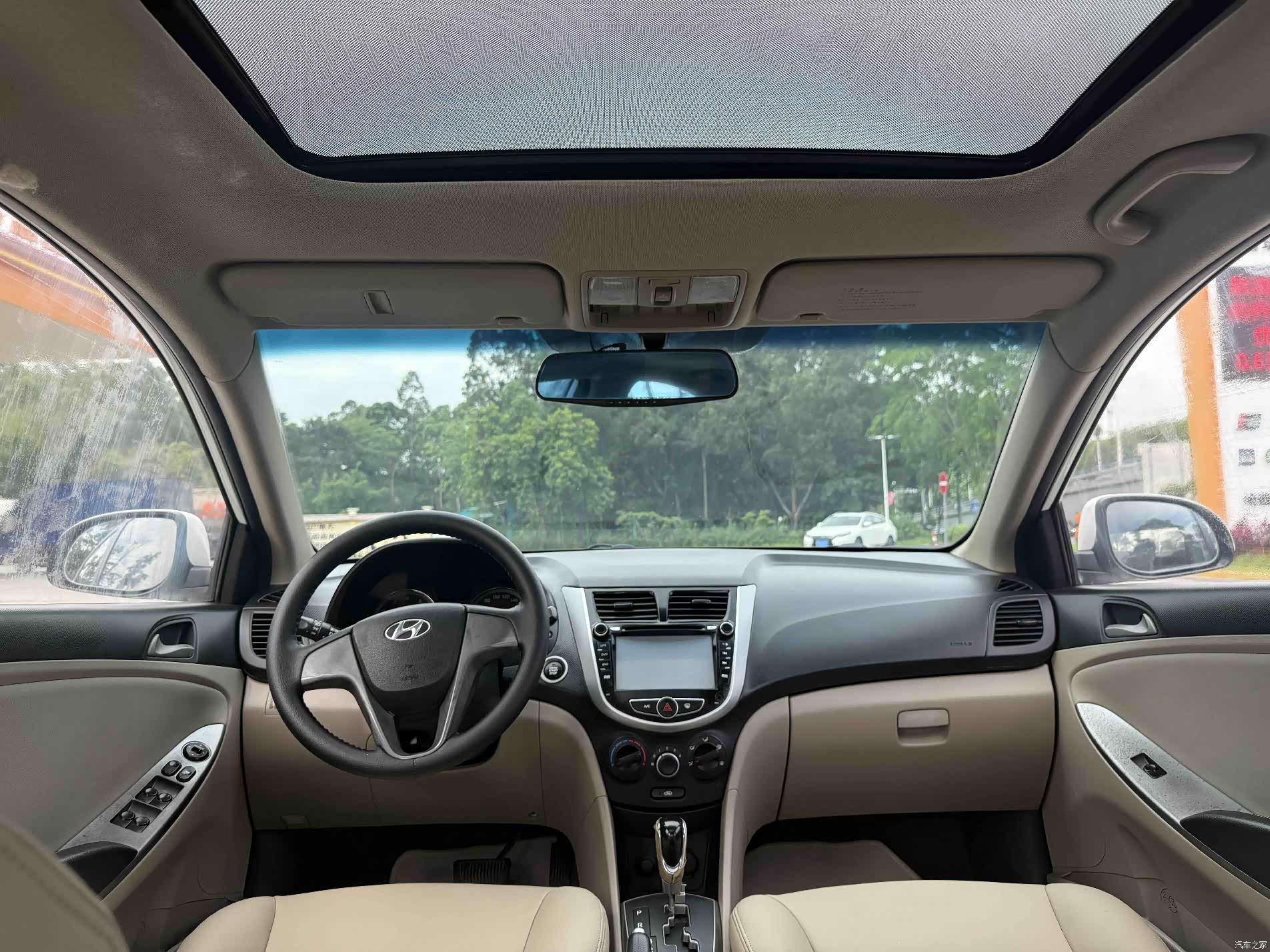 Hyundai GLX, 2014 22