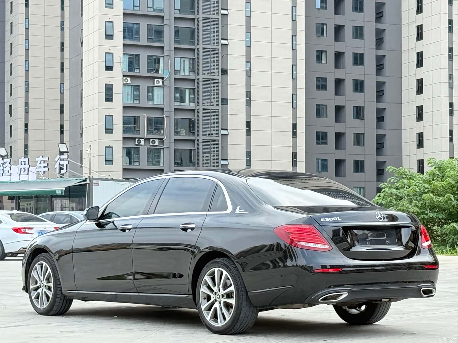 Mercedes-Benz E-Class, 2019 16