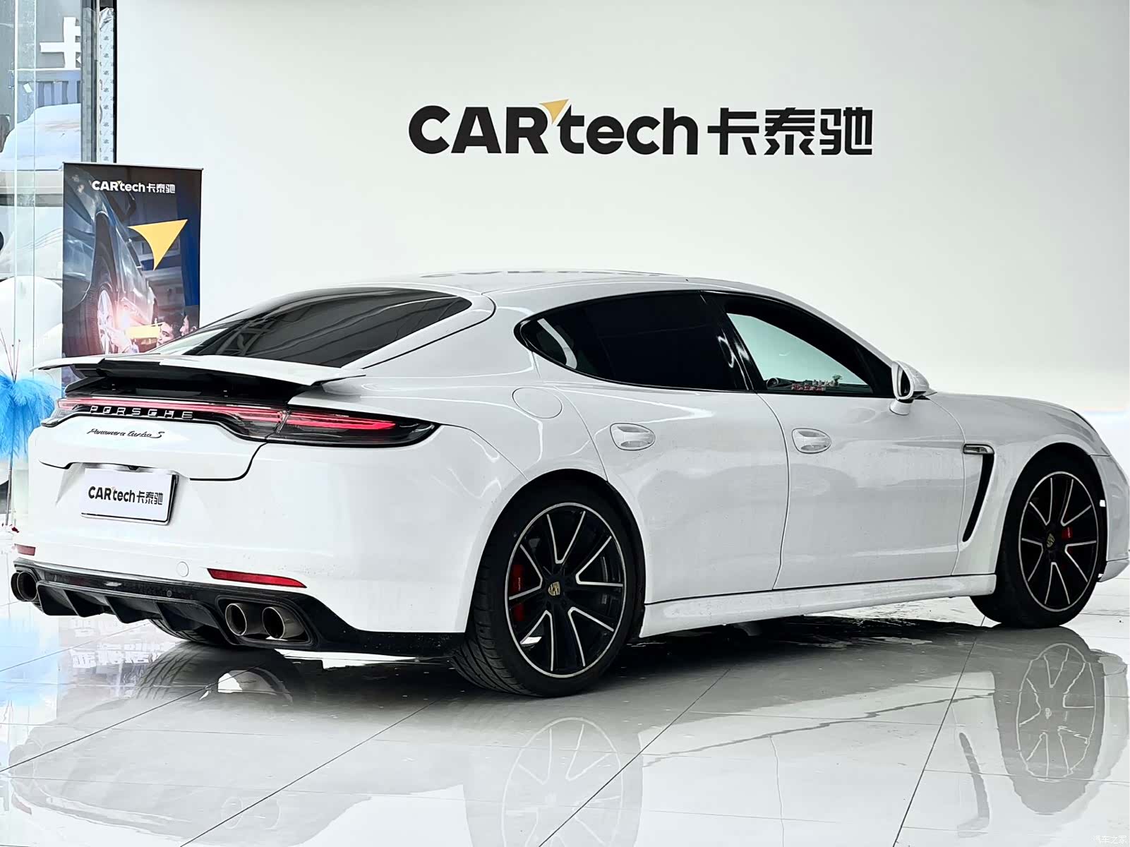 Porsche Panamera, 2011 6