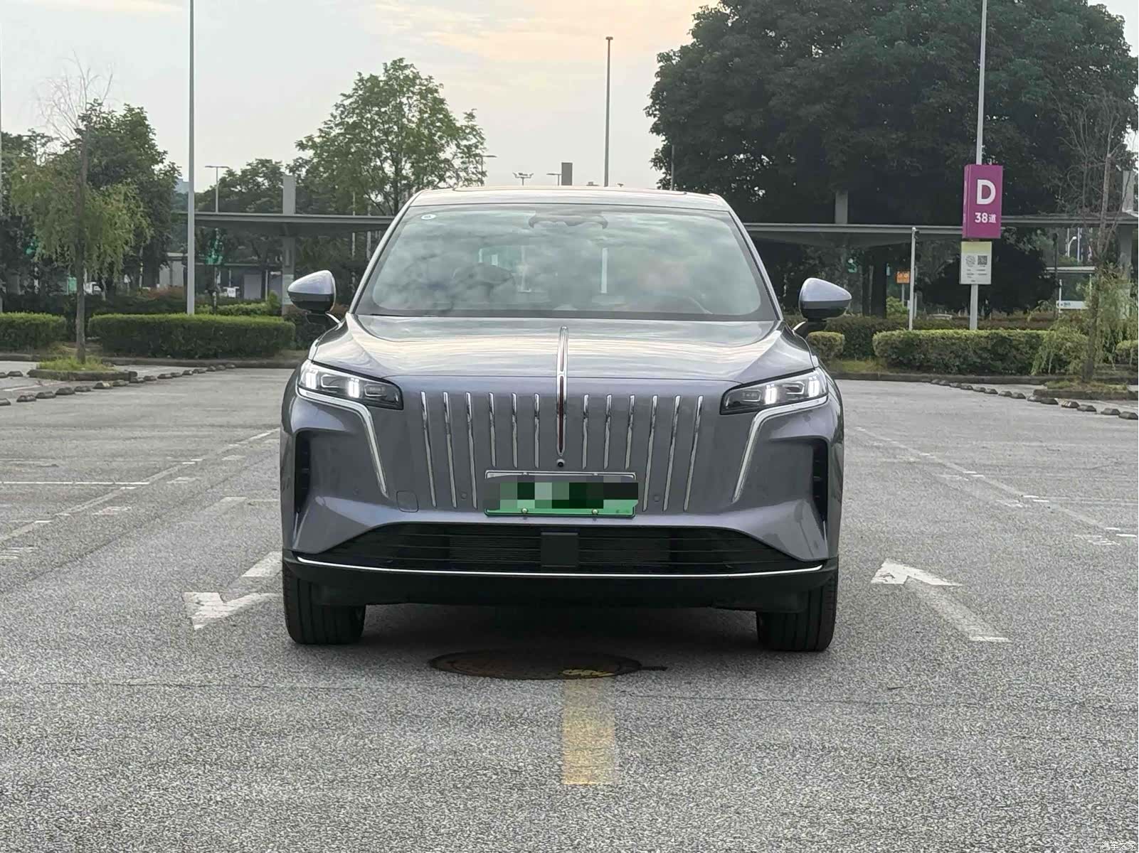 Hongqi HS6, 2025 2