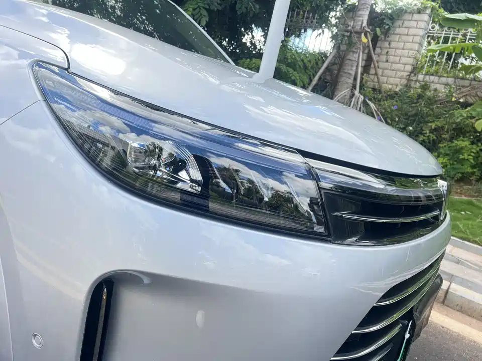 AITO Ask the world M7