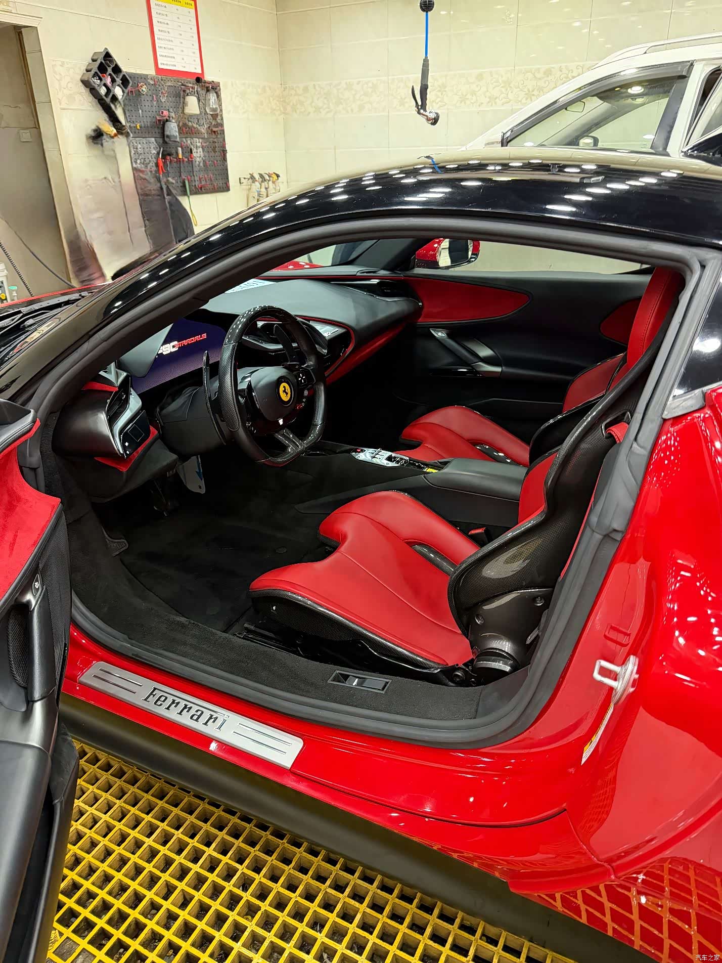 Ferrari SF90, 2022 10