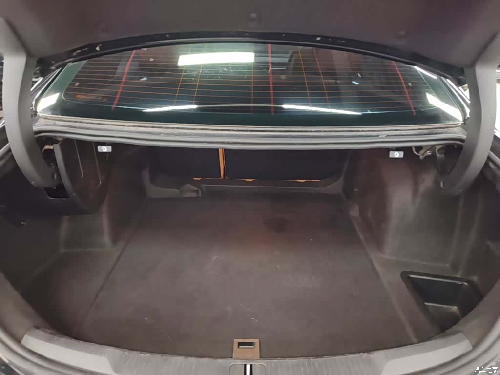Buick LaCrosse, 2019 19