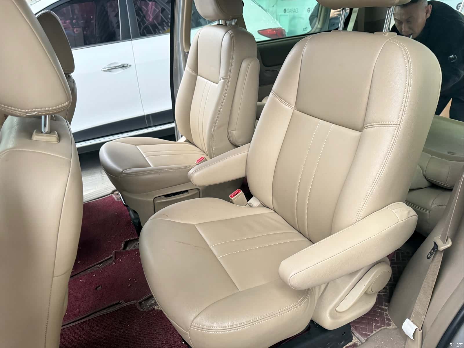 Buick GL8, 2015 7
