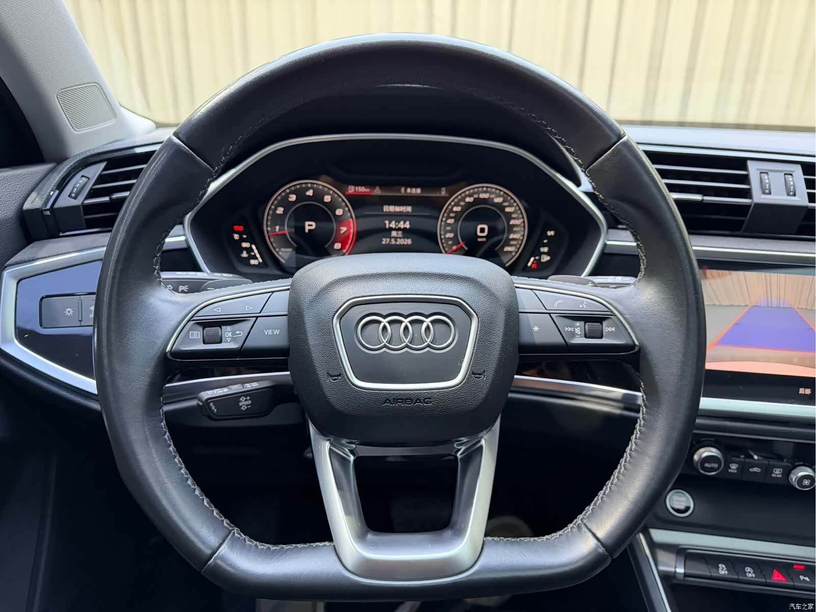 Audi Q3, 2023 10