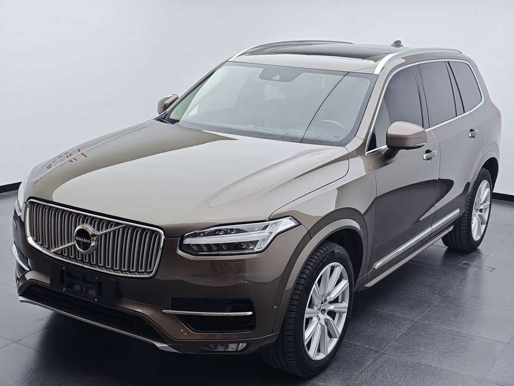 Volvo XC90 2015 T6 7 мест