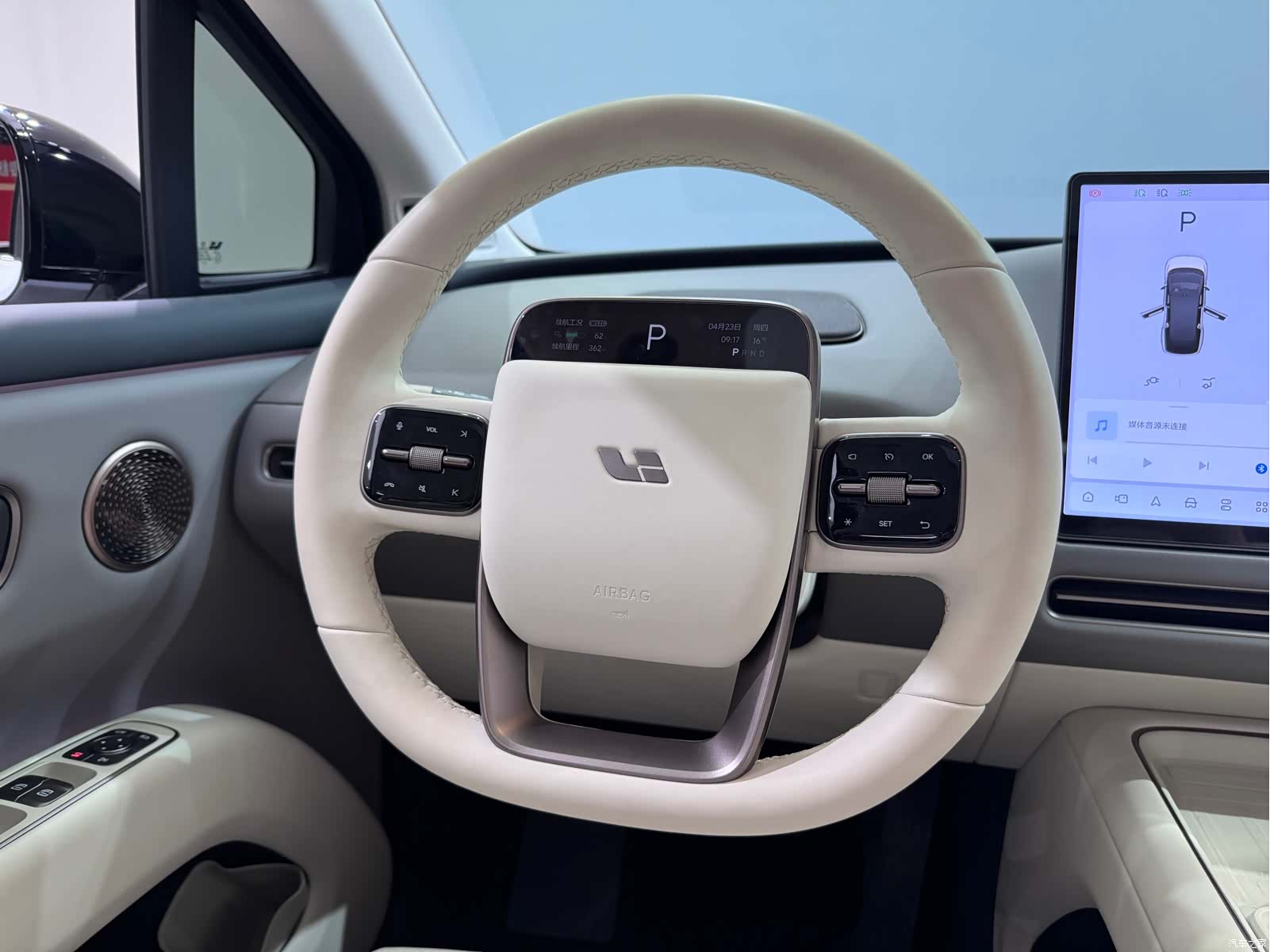 Li Auto i8, 2026 14